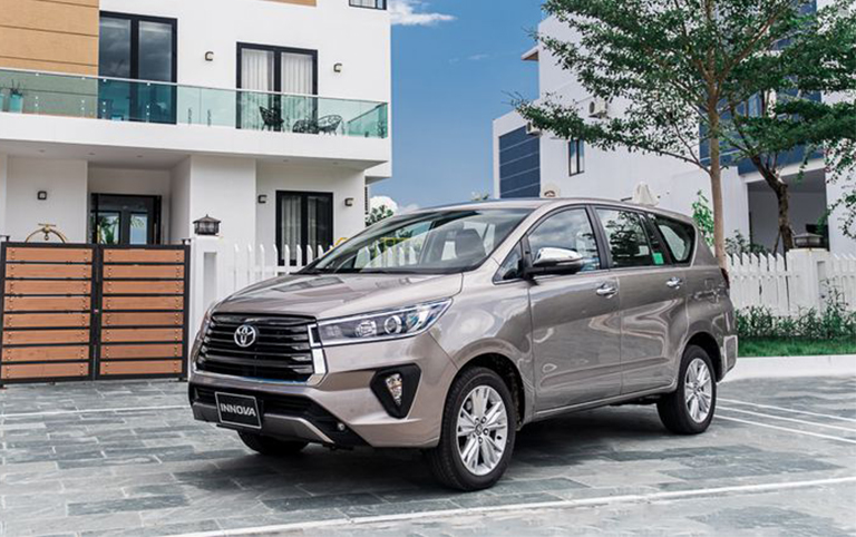 toyota-innova-2021-2