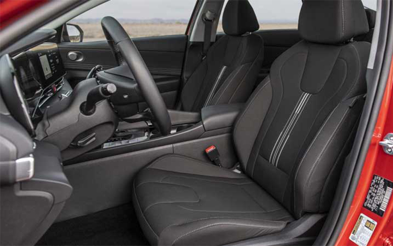 hyundai-elantra-2021-12