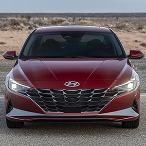 Hyundai Elantra 2021- Giá từ 455 triệu đồng kèm khuyến mịa hấp dẫn.