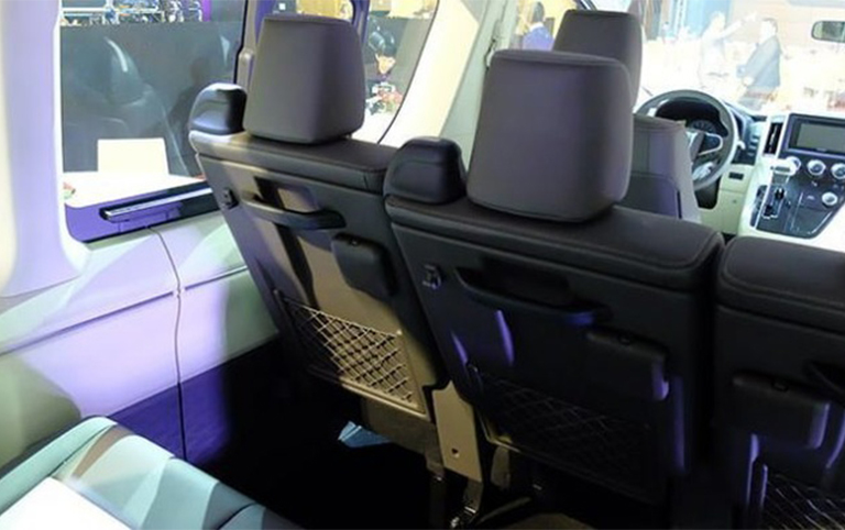 toyota-hiace-2020-11