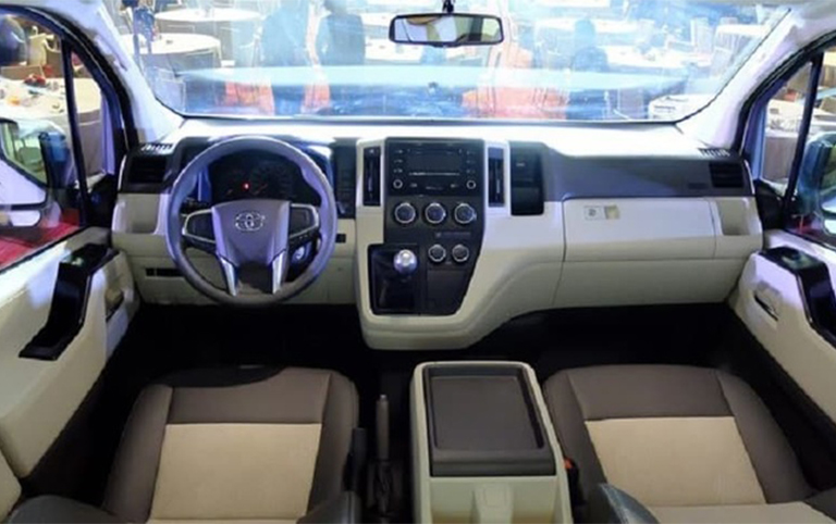 toyota-hiace-2020-8