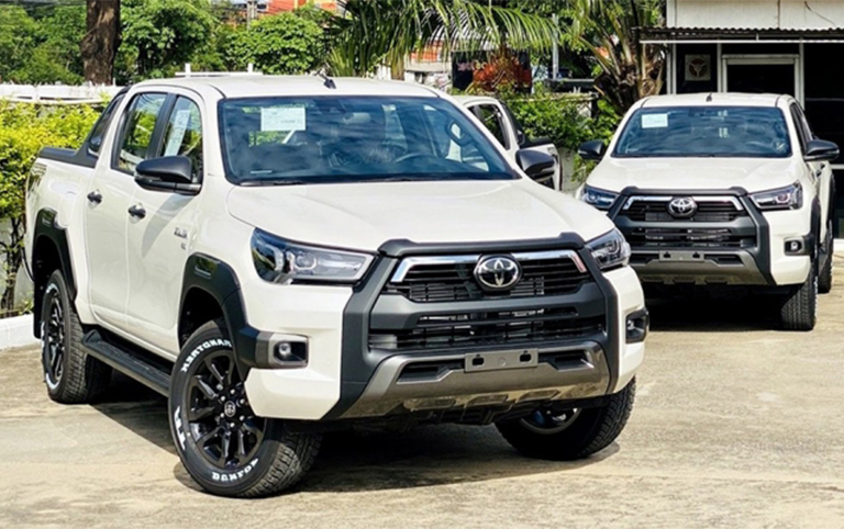 toyota-hilux-2021-18