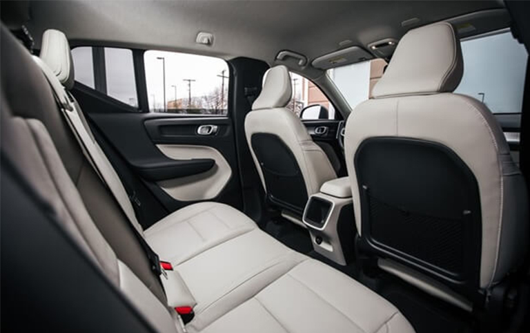 volvo xc40 2020