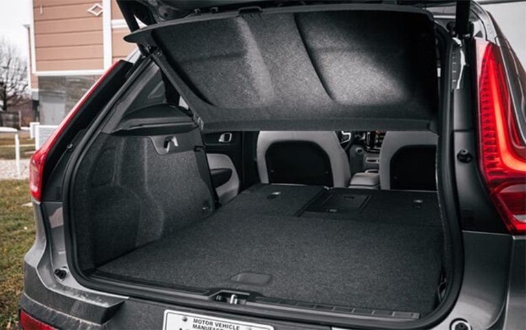 volvo xc40 2020