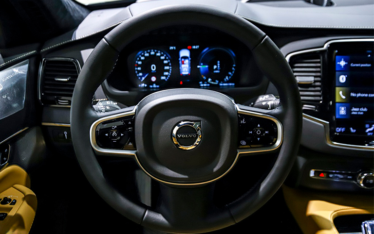 volvo-xc90-2020-13