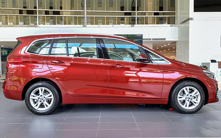 bmw 218i 2021