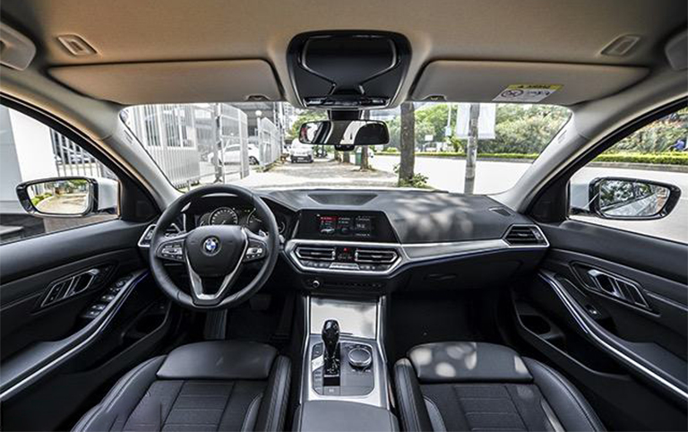 bmw 320i 2021