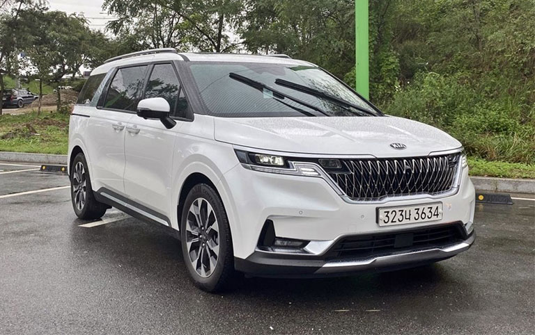 kia-sedona-2021-11