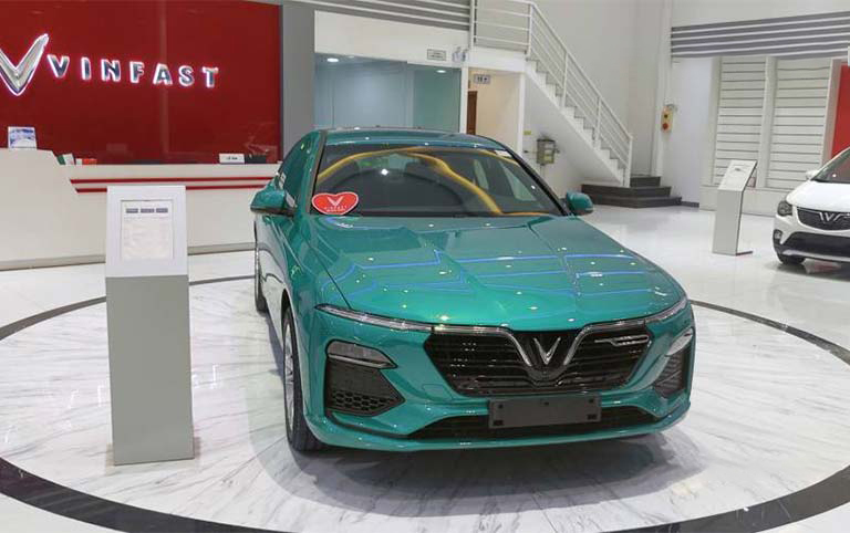vinfast lux 1