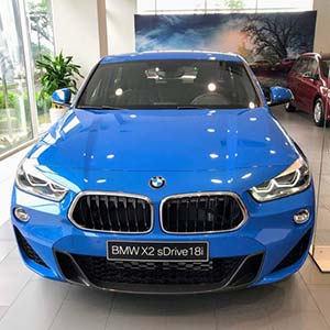 BMW X2 sDrive18i 2020 mới - Xe có sẵn, đủ màu, giao ngay