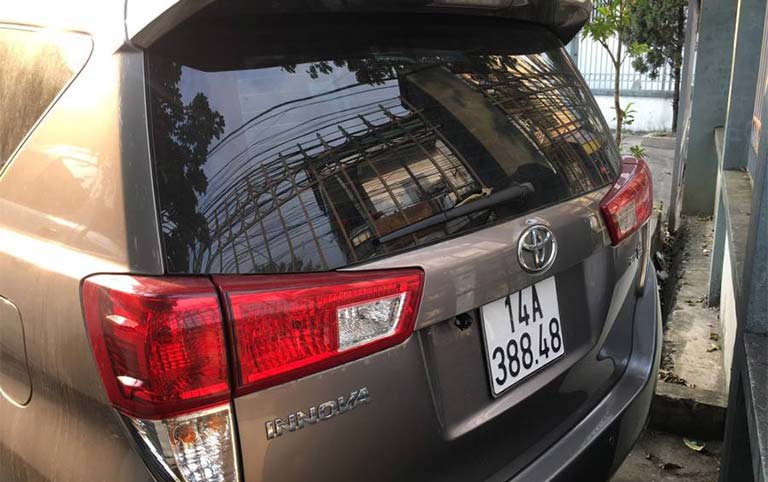 toyota innova e 4