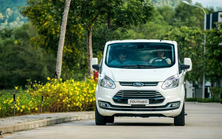 ford tourneo 2