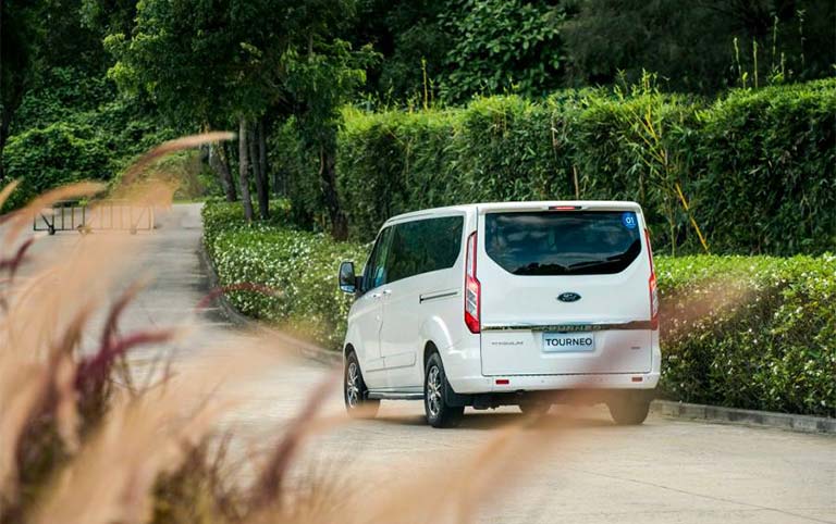 ford tourneo 5