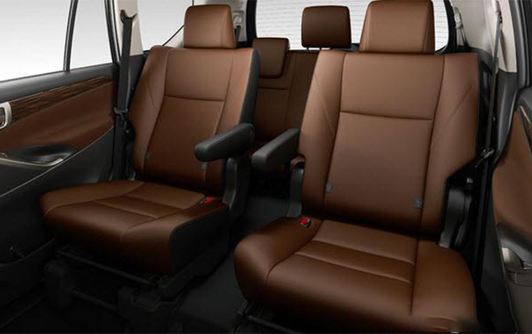 toyota innova 2018
