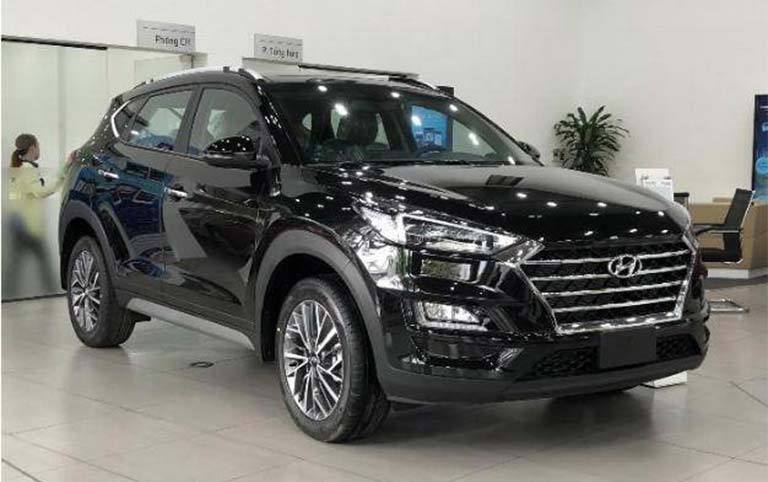 hyundai tucson 1