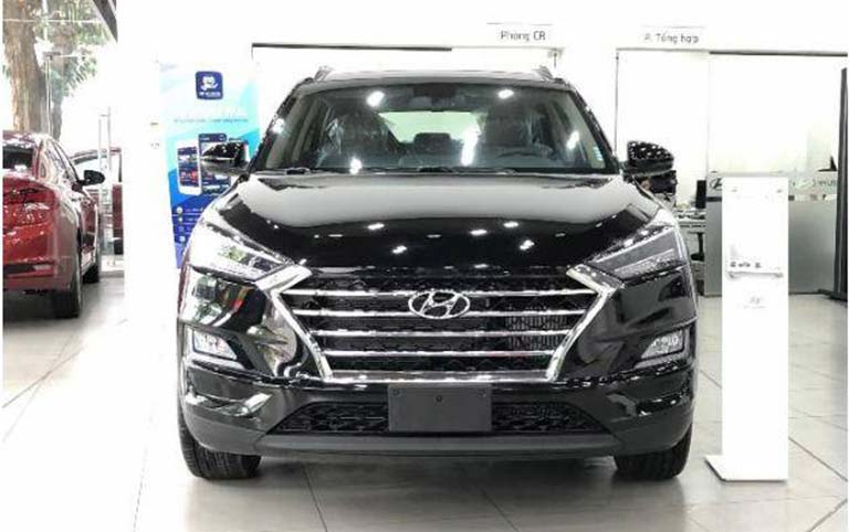 hyundai tuccson 4